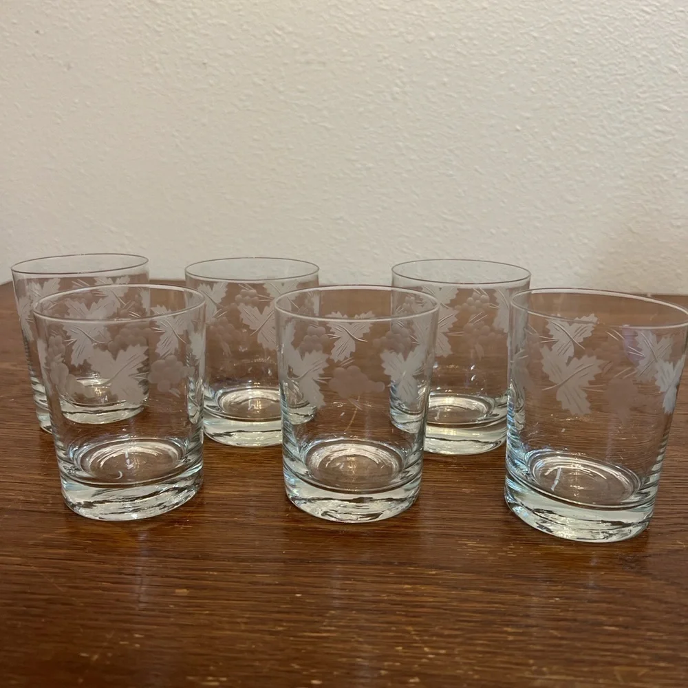 Vintage Etched Grapevine Glass Set – 6 Mid-Century Highball Tumblers – 4.75”